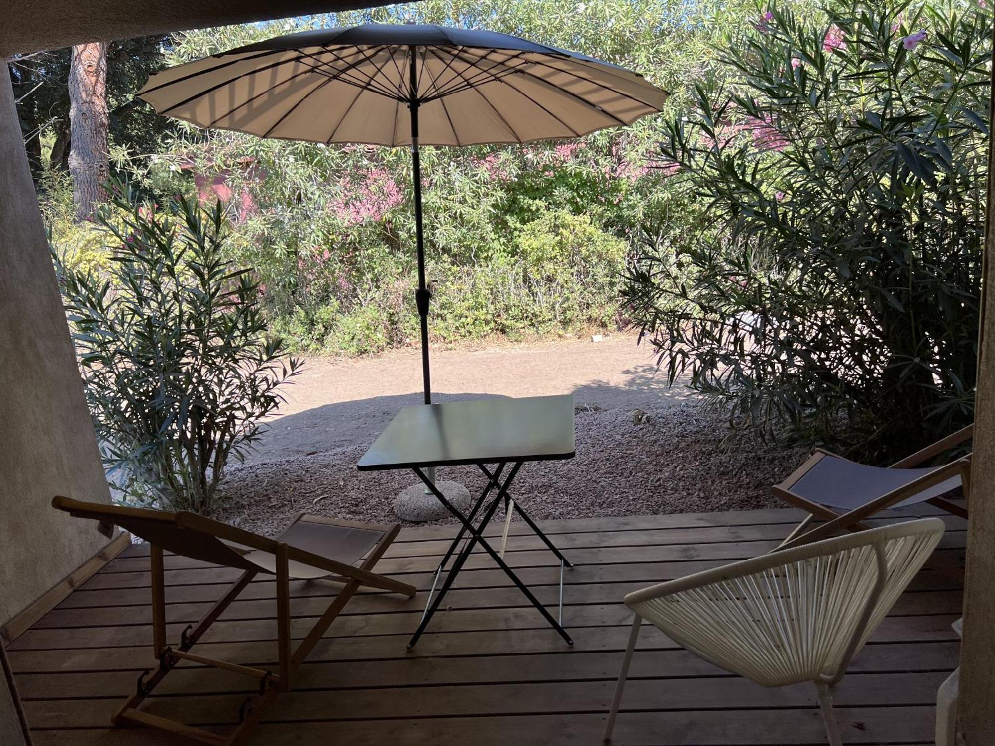 Fiori Di Cala Rossa Residence Hoteliere 르씨 외부 사진