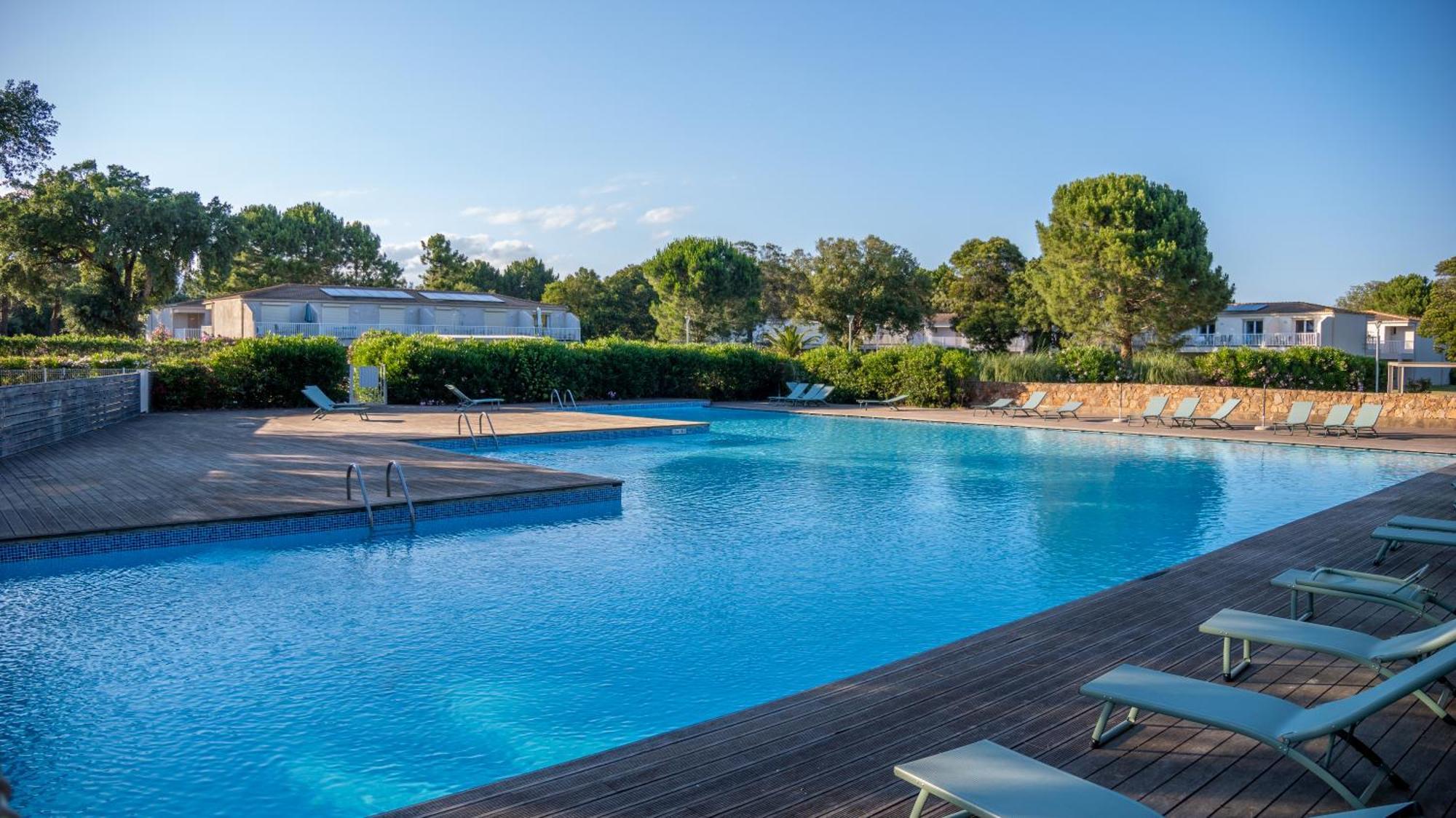 Fiori Di Cala Rossa Residence Hoteliere 르씨 외부 사진